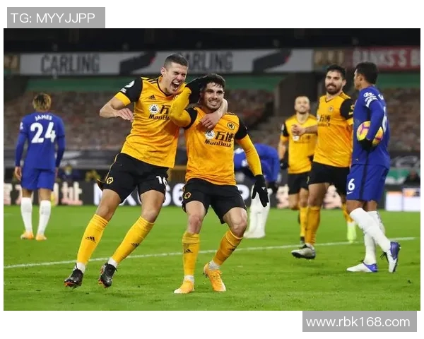 莱比锡红牛客场四连胜，保持不败纪录稳如山岳